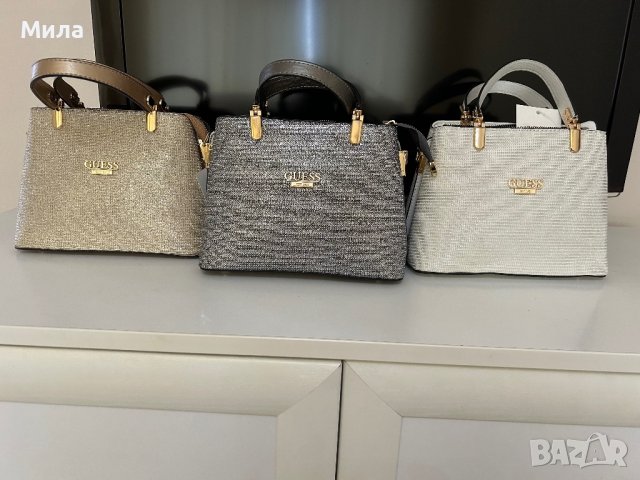 Последни броски!стилна чанта  Guess оригинал, златиста. сребристо бяло, снимка 8 - Чанти - 44286008