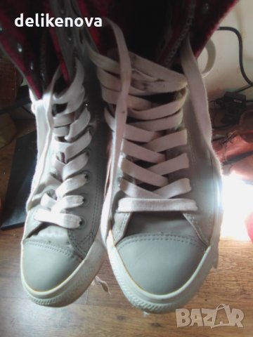 Converse. USA  Leather Original. Size 39