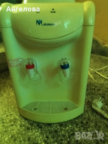 Диспенсър, снимка 2 - Други стоки за дома - 51630108