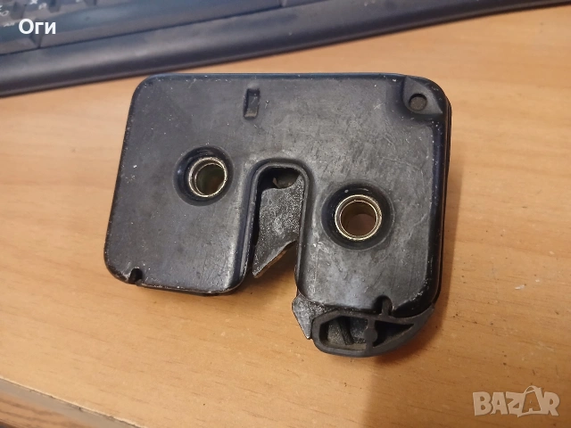 Брава багажник за Сеат Кордоба Варио комби 6K0 827 505 C / 6K0827505C