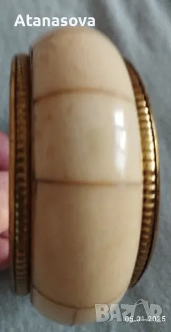 Продавам гривна от слонова кост и месинг, снимка 3 - Гривни - 48558063