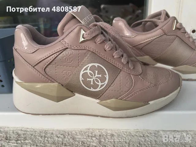 Оригинални дамски кецове Guess