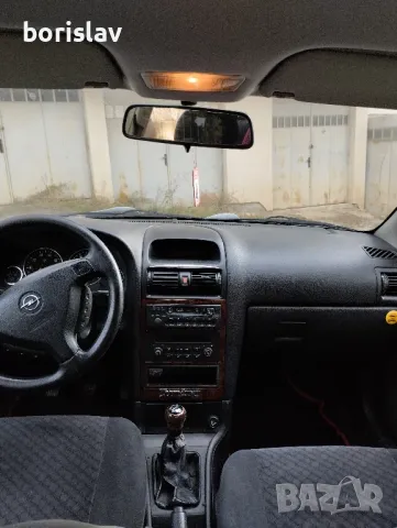 Опел Астра 1.4i 16v Метан, снимка 4 - Автомобили и джипове - 46875201