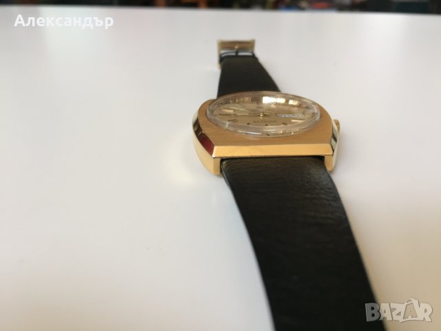Мъжки позлатен часовник "Tissot SEASTAR" №3012, снимка 4 - Други ценни предмети - 38706679
