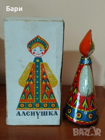 Тенекиена механична играчка АЛЕНУШКА /МОСКВА 80 СССР, снимка 6 - Колекции - 53139981