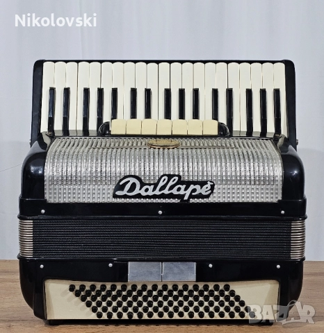 Италански акордеон Dallape, снимка 2 - Акордеони - 52358462