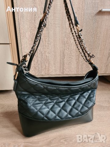 Дамска чанта - малка, снимка 2 - Чанти - 42209993