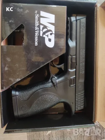 Еърсофт пистолет  Smith & Wesson M&P40 6мм BBs 