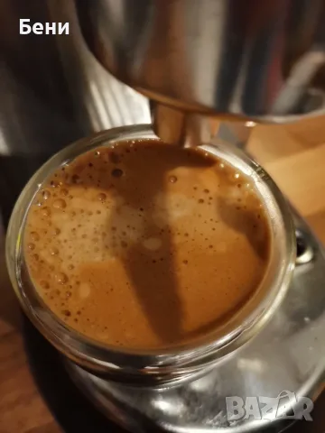 Продавам еспресо кафемашина Delonghi dedica , снимка 4 - Кафемашини - 55966172