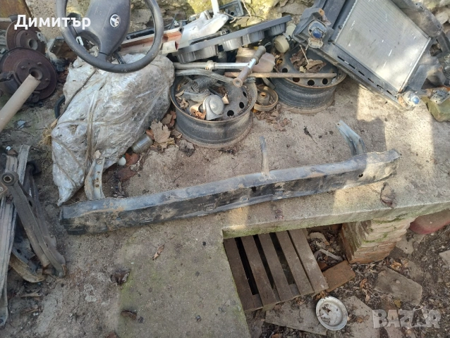 Греда - Основа Задна Броня За Нисан Примера 1.6 16В Седан 1991г / Nissan Primera 1.6 16V Sedan 1991y