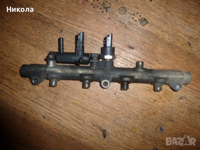 Горивна рейка с датчици 0 445 214 017 за PEUGEOT 807,Пежо, снимка 3 - Части - 38850585