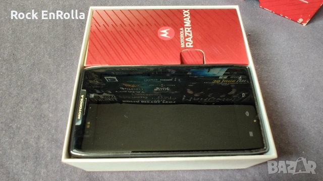 Motorola RAZR Maxx XT910, снимка 4 - Motorola - 50340593