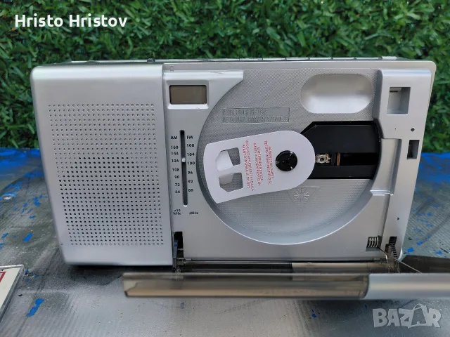 Продаване чисто нов ( SOUNDMASTER ) COMPACT DISC PLAYER AM/ FM RADIO,Работи Коректно на Радио 