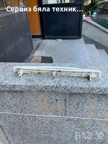 Продавам  перфектно стъкло + дръжката за вратата на електрическа готварска печка Ariston (Аристон), снимка 5 - Печки, фурни - 38497614