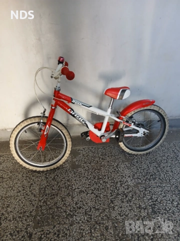 Детско колело DRAG с подаръци към него