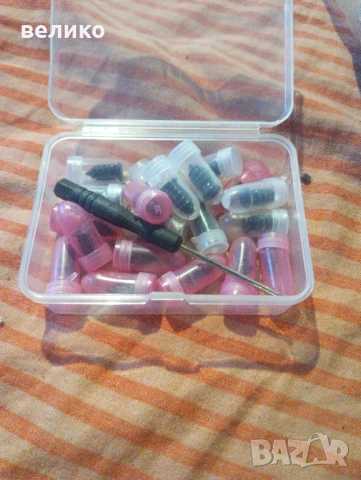 Винтили за гуми., снимка 2 - Гуми и джанти - 54013167