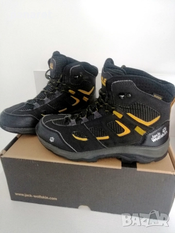Зимни боти Jack Wolfskin , снимка 5 - Детски обувки - 51703192