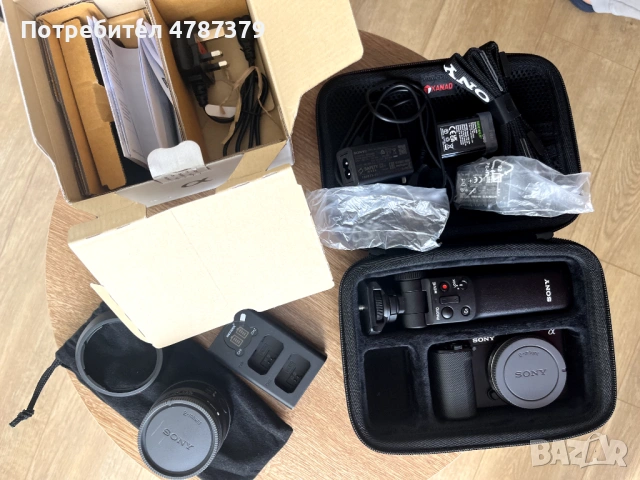 **ПРОДАВАМ ПЪЛЕН VLOG / CONTENT CREATOR КОМПЛЕКТ – SONY ZV-E10 + ОБЕКТИВ + ТРИПОД + АКСЕСОАРИ**, снимка 8 - Фотоапарати - 54089502