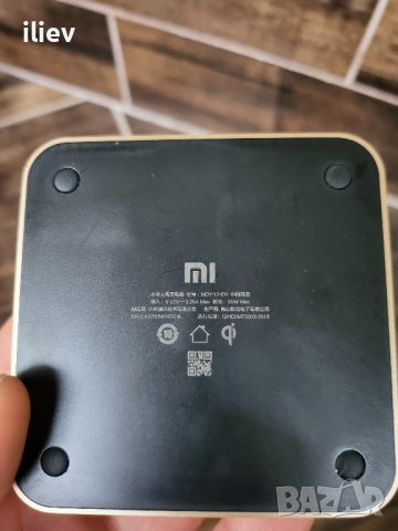 Безжично зарядно Xiaomi, 55W, Черен/Златист.ЧИСТО НОВО., снимка 4 - Оригинални зарядни - 42747137