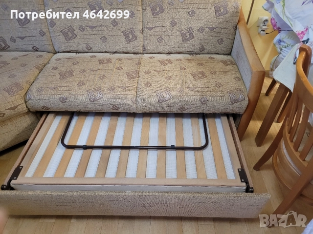 Диван, снимка 8 - Дивани и мека мебел - 52305020