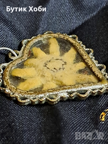 Винтидж медальон с алпийски еделвайс, снимка 2 - Антикварни и старинни предмети - 44781402