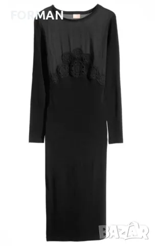 Дълга черна рокля с тюл и дантела в горната част