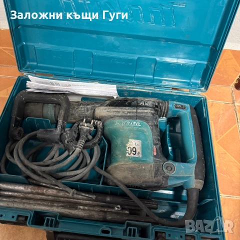 Електрически къртач Makita HM0871C, SDS-MAX, 1100 W, 8.1 J, с куфар, снимка 2 - Други инструменти - 53045276