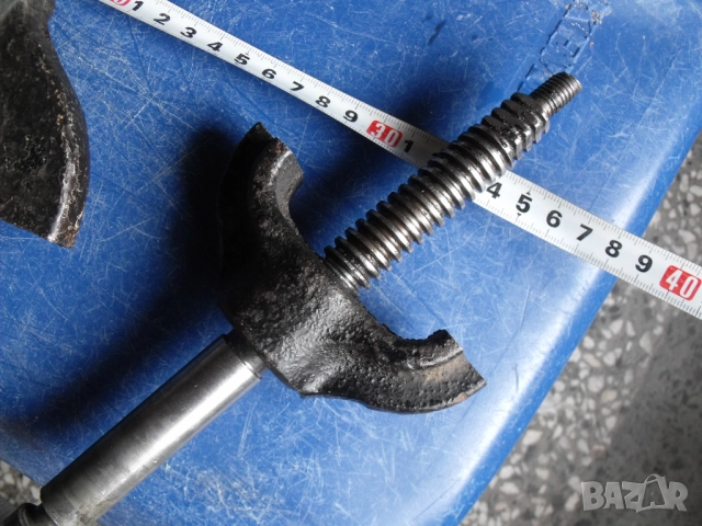 Винт от кран за вода 