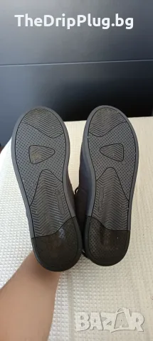 Мъжки маратонки размер 42 Adidas Tubular invader сив велур , снимка 4 - Маратонки - 55827544
