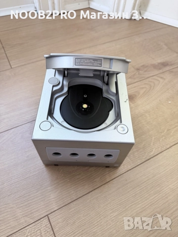 Nintendo GameCube DOL-101 PAL Сребрист, снимка 11 - Nintendo конзоли - 56169395