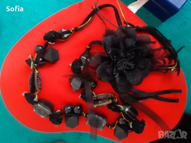 Бижута-Гердани Есен/Зима: Дълго копие с цвете/Колие с косъм/Многоредово с камъни