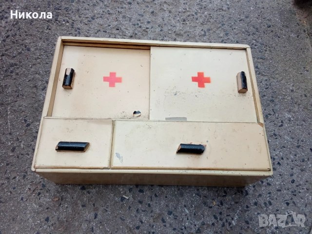 Стара аптечка