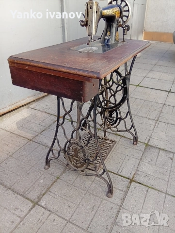 Singer, снимка 6 - Шевни машини - 54324740