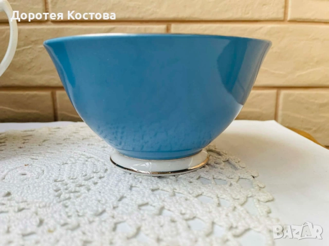 ROYAL ALBERT красив син комплект от захарница и латиера от Англия от костен порцелан, снимка 2 - Антикварни и старинни предмети - 53332268