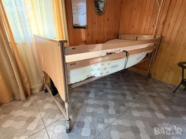 Електрическо болнично легло, снимка 3 - Медицинска апаратура - 55732329