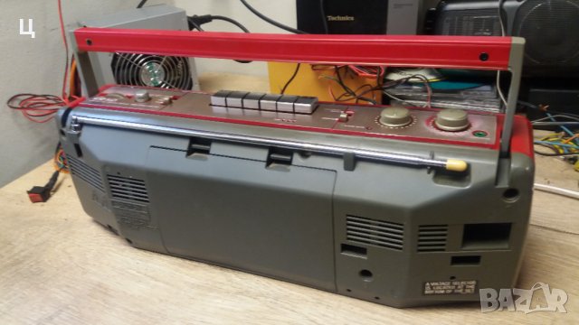 Ретро радиокасетофон SONY CFS 2105, снимка 3 - Радиокасетофони, транзистори - 31989783