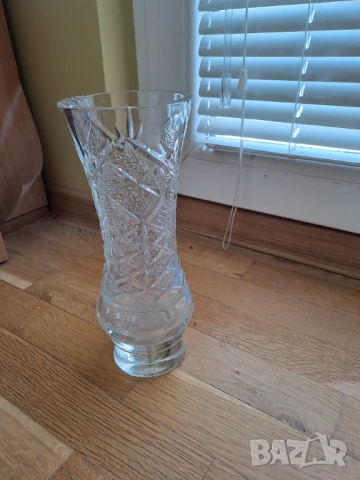 Кристална ваза