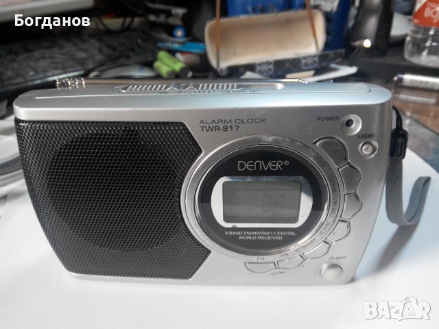 DENVER TWR-817 9 BAND FM/MW/SW1-7 DIGITAL WORD RECEIVER, снимка 2 - Радиокасетофони, транзистори - 38449861