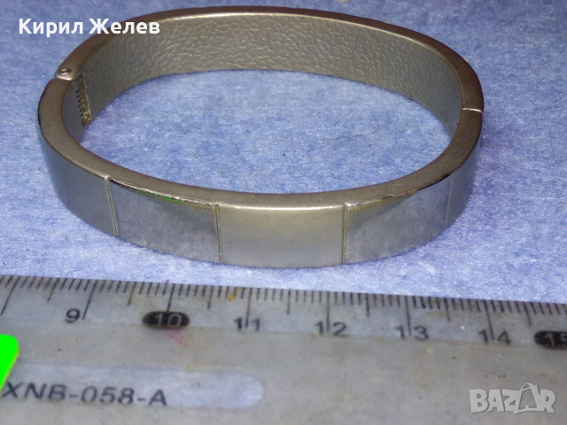 СТИЛНА СРЕБРИСТА ФЕШЪН АРТ ГРИВНА от НЕРЪЖДАЕМА БЛАГОРОДНА СТОМАНА 44155, снимка 4 - Гривни - 44756135