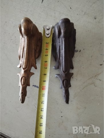 Два барокови обкова за мебел