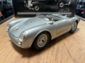 Метална колекционерска количка модел PORSCHE 356A Cabrio 1960 1:18, снимка 1