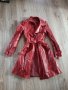 Изключително красив шлифер манто червен бордо, снимка 1 - Палта, манта - 34069540