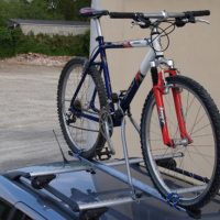 Багажник за велосипед MENABO Huggy Lock със заключване, снимка 4 - Аксесоари и консумативи - 44714702