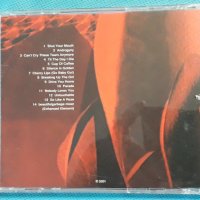 Garbage – 2001 - Beautiful Garbage(Pop Rock,Synth-pop), снимка 4 - CD дискове - 42710868