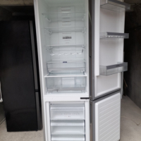 Хладилник с фризер Siemens KG39NXI45/01 A+++ No Frost , снимка 2 - Хладилници - 44573935