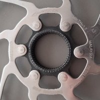 Ротори shimano 180 мм, снимка 1 - Части за велосипеди - 42569078