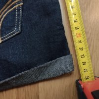 Дамски къси дънки Hollister 25 размер - с етикет, снимка 10 - Къси панталони и бермуди - 37358183