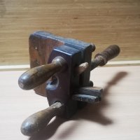 Старо дърводелско ренде , снимка 1 - Антикварни и старинни предмети - 35205469