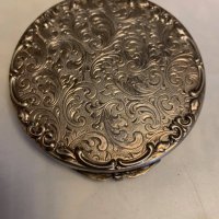 Уникална стара сребърна пудриера(проба-835) Царство България, снимка 2 - Антикварни и старинни предмети - 31503089