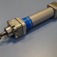 Пневматичен цилиндър Festo DN 32-105 PPV double acting Rod cylinder, снимка 5 - Резервни части за машини - 44615506